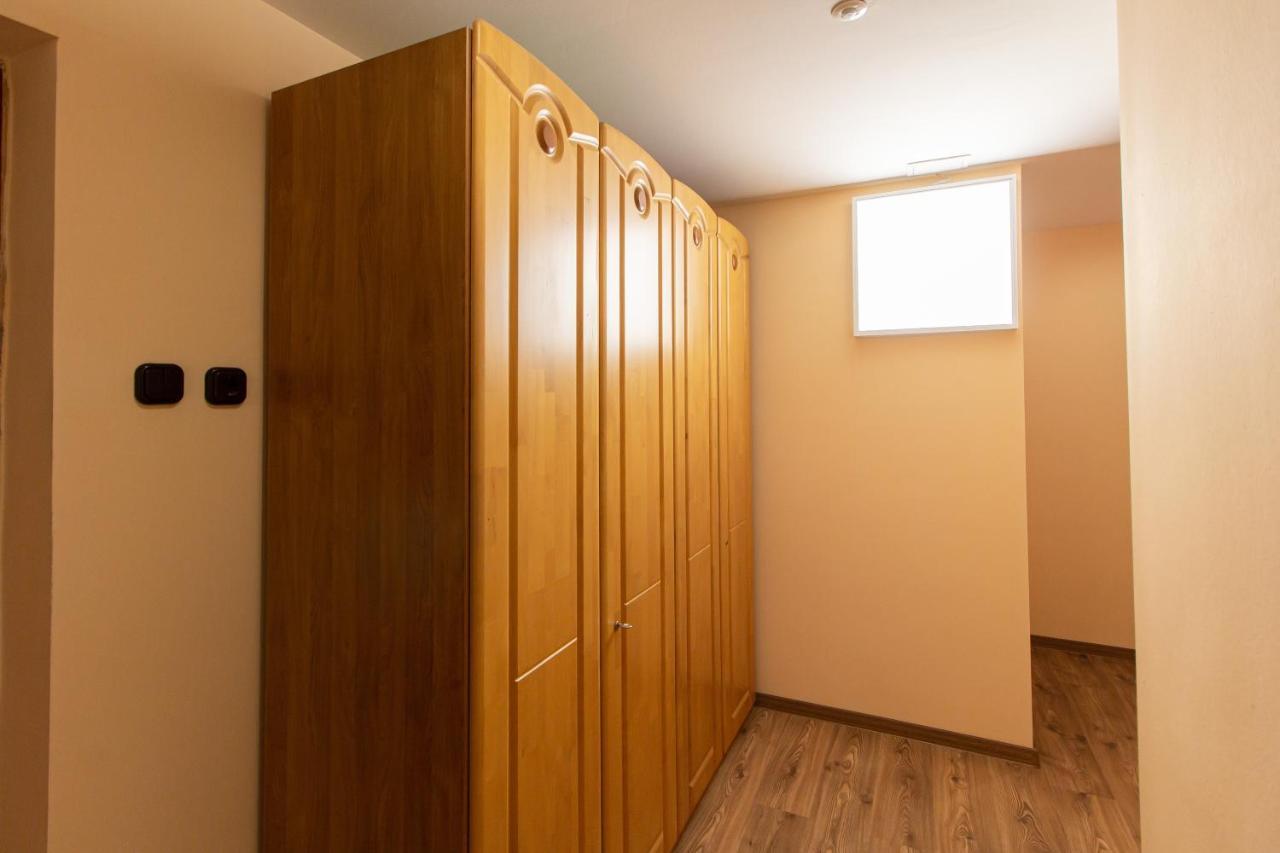 Appartement Deli Terasz B Apartman Free Parking, Self-Check-In Anytime à Győr Extérieur photo